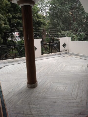 Room in 1.5 BHK Independent House at Vikas Nagar – for Rent