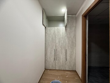 Room in 4 BHK Apartment at Mahagun Mezzaria, Sector 78 – for Rent
