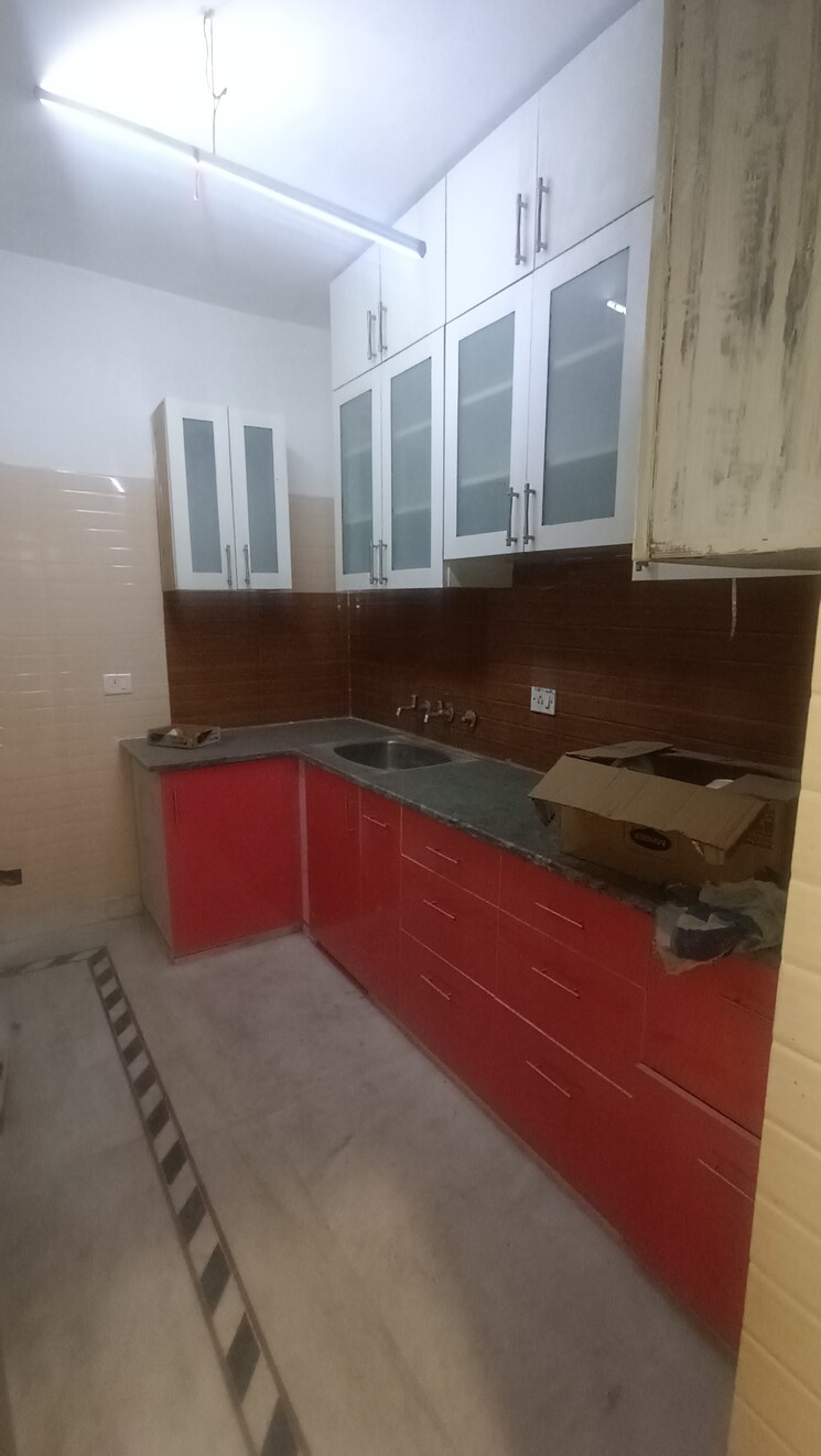 Kitchen, kalkaji 2.5 Bedroom 900 Sq.Ft. Independent House In Kalkaji Delhi 8021137