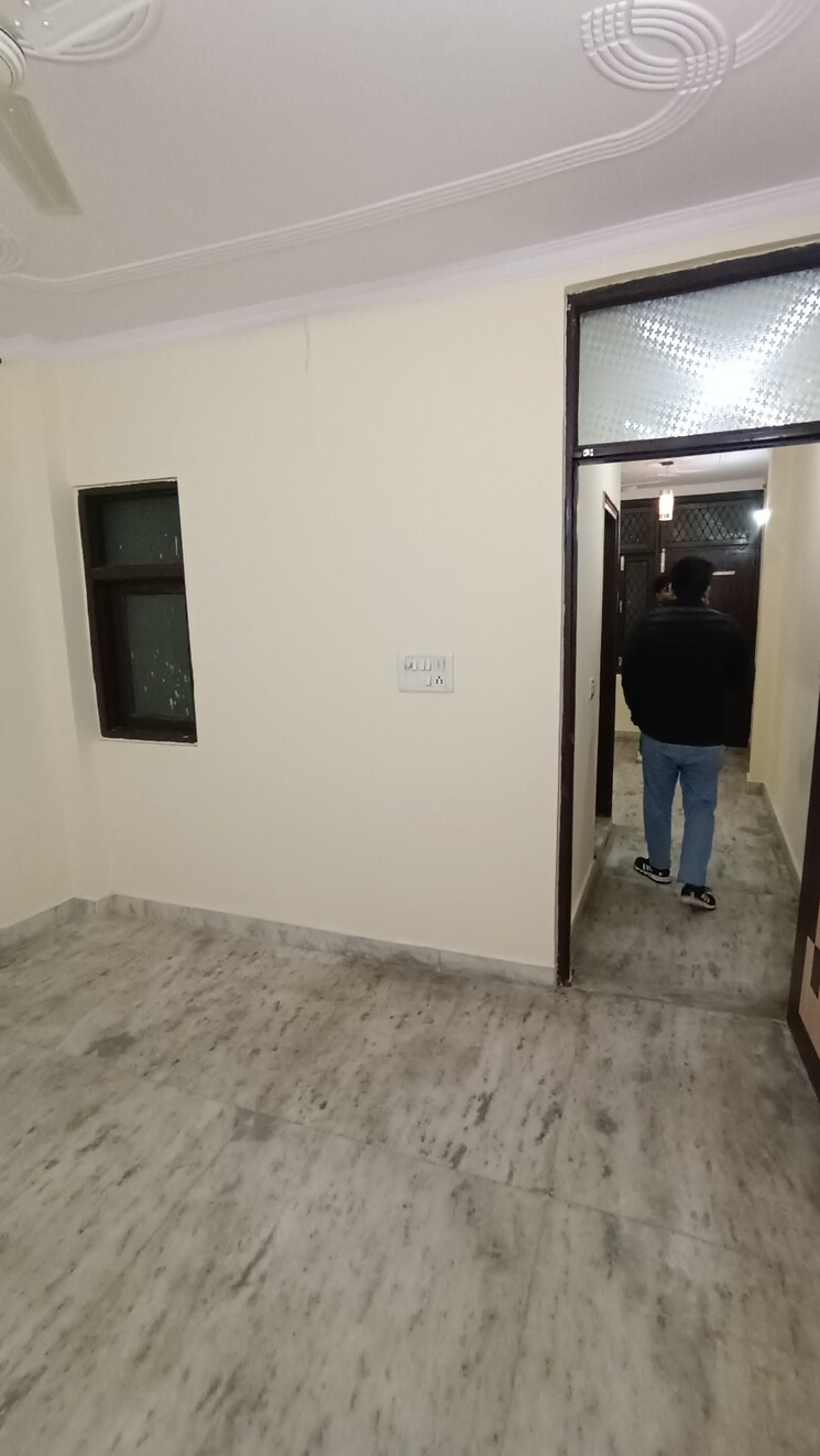 Room, kalkaji 2.5 Bedroom 900 Sq.Ft. Independent House In Kalkaji Delhi 8021137