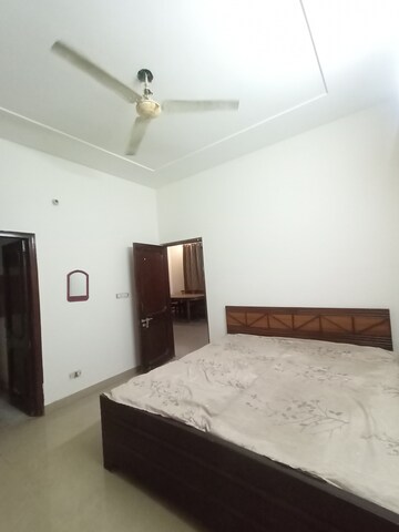 2 BHK Independent House For Rent in Sector 10