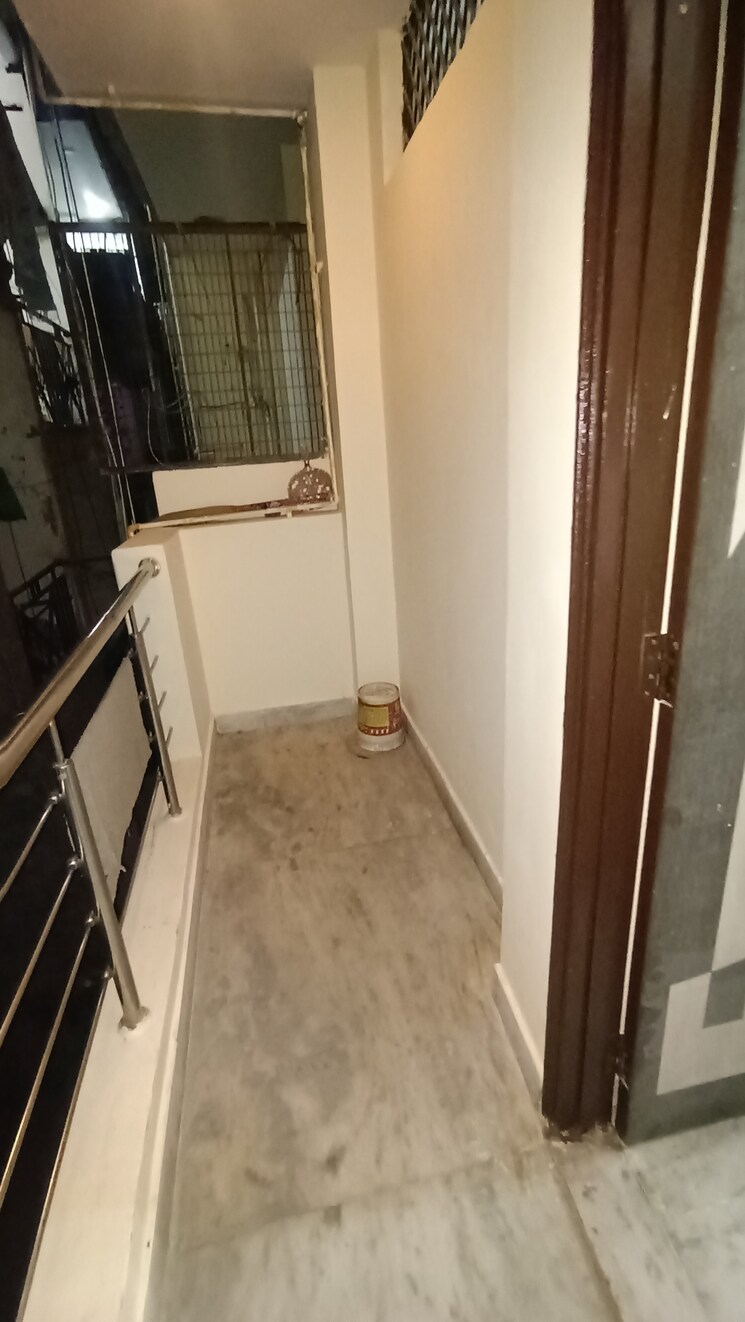 Balcony, govindpuri 1.5 Bedroom 4500 Sq.Ft. Independent House In Govindpuri Delhi 8021180