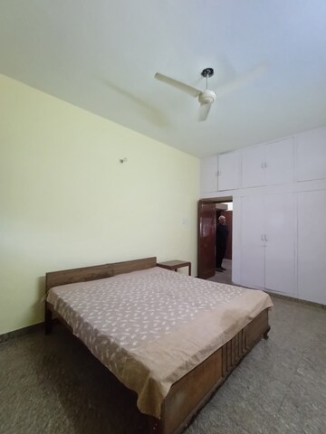 2 BHK Independent House For Rent in Sector 17