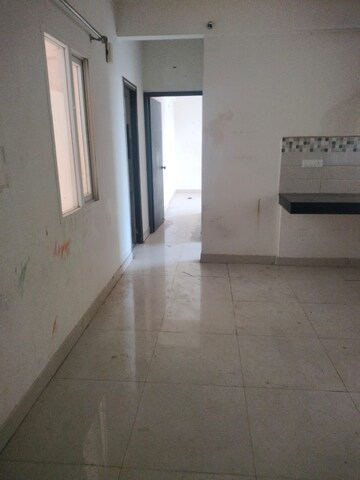 Room in 2 BHK Apartment at Signature Global The Millennia Phase 1, Sector 37d – for Rent