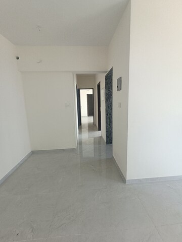 2.5 BHK Apartment For Rent in Bharat Arize, Goregaon West