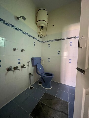Master Bedroom in 1 BHK Builder Floor at New Thippasandra – for Rent