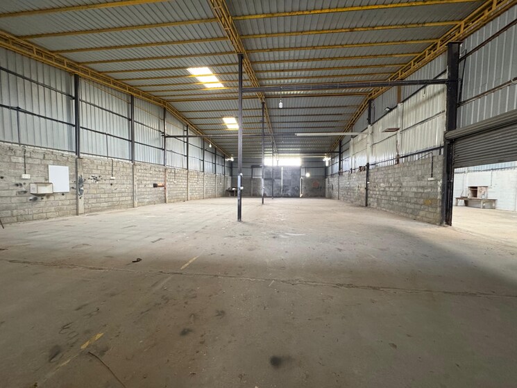  Parking, bidrahalli Commercial Warehouse 8280 Sq.Ft. In Bidrahalli Bangalore 8021377