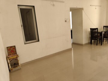 Room in 2 BHK Apartment at Indiabulls Greens, New Panvel – for Rent