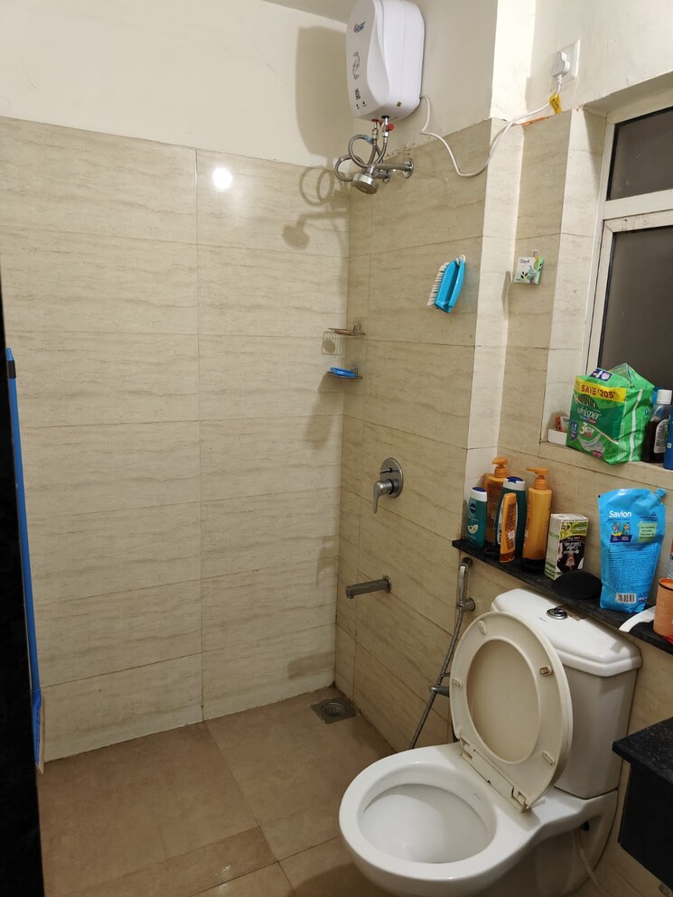 Bathroom, indiabulls-greens 2 Bedroom 1200 Sq.Ft. Apartment In New Panvel Navi Mumbai 8021445
