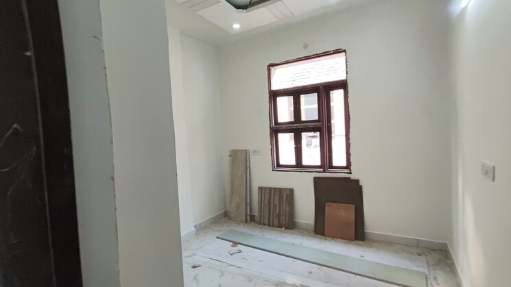 Room, vikas nagar 3 Bedroom 50 Sq.Yd. Independent House In Vikas Nagar Delhi 8021504