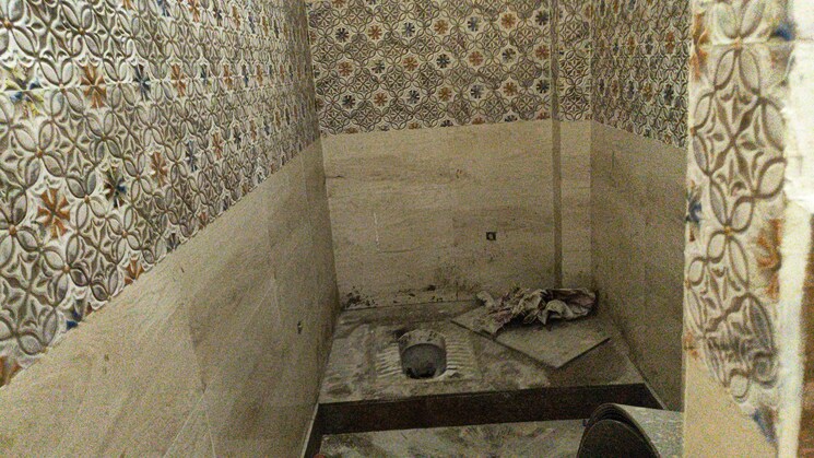 Bathroom, vikas nagar 3 Bedroom 50 Sq.Yd. Independent House In Vikas Nagar Delhi 8021504