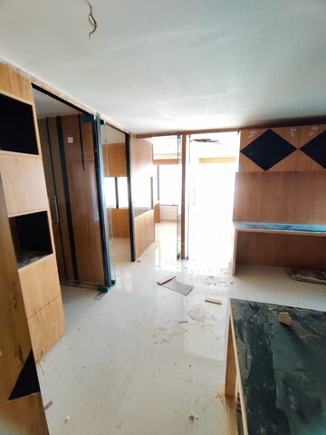  Office Space For Rent in Makarba