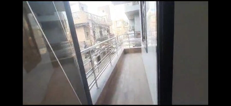 Balcony, bhagwati garden 3 Bedroom 80 Sq.Yd. Builder Floor In Bhagwati Garden Delhi 8021716