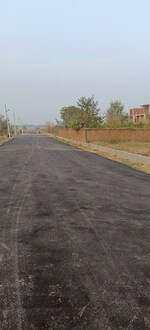 1000 Sq.Ft. Plot in Paradise Town Gosainganj 