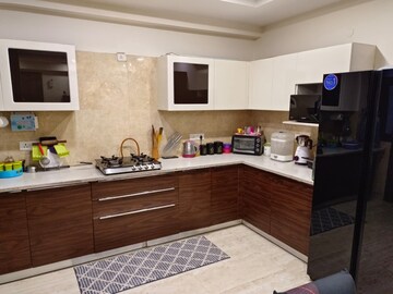 Kitchen in 4 BHK Builder Floor at M3M Atrium, Sector 57 – for Sale