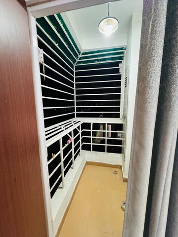 Staircase in 2 BHK Apartment at Ansal Sushant Golf city, Sushant Golf City – for Rent