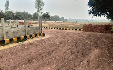 Plot For Sale in Gosainganj