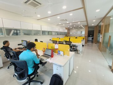 Commercial Office Space 1575 Sq.Ft. For Rent in Prahlad Nagar Ahmedabad  8021814