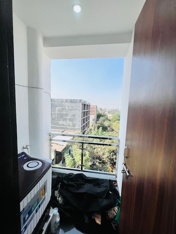 Balcony in 1 BHK Builder Floor at Chattarpur – for Rent