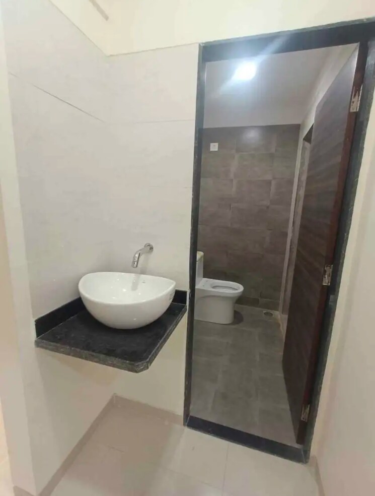 Bathroom, triveni-crown 1 Bedroom 689 Sq.Ft. Apartment In Kalyan West Thane 8021923