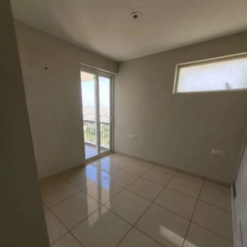 Room in 3 BHK Apartment at Sushma Chandigarh Grande, Ghazipur – for Rent