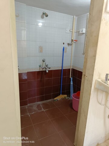 Bathroom in 2 BHK Apartment at Panch Pakhadi – for Rent
