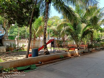 Swimming Pool in 2 BHK Apartment at Panch Pakhadi – for Rent
