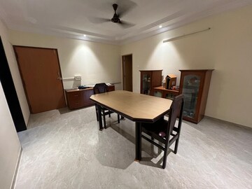 Team Area in 2.5 BHK Apartment at Sector 46 – for Rent