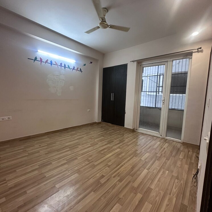 Room, sector 46 3 Bedroom 1840 Sq.Ft. Builder Floor In Sector 46 Gurgaon 8021967