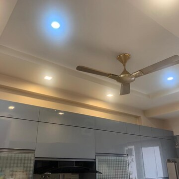 Furnished Amenities in 3 BHK Builder Floor at Sector 38 – for Rent