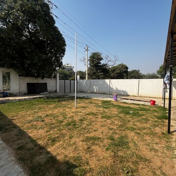 2 BHK Independent House – Exterior View View at Sector 57 - for Rent