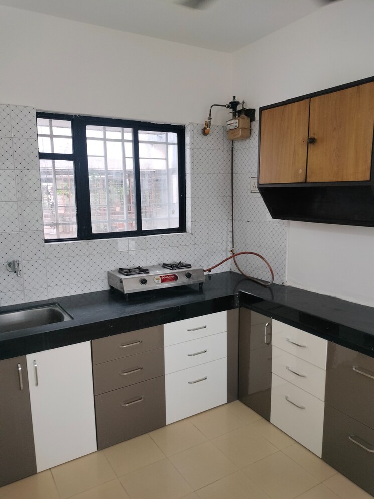 Kitchen, aundh 2 Bedroom 800 Sq.Ft. Apartment In Aundh Pune 8022108