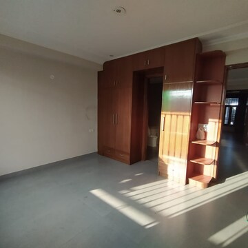 Living Room in 3 BHK Builder Floor at Sector 47 – for Rent