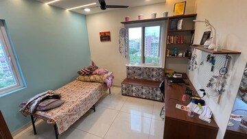 2.5 BHK Apartment For Rent in Aparna Sarovar Zenith, Nallagandla