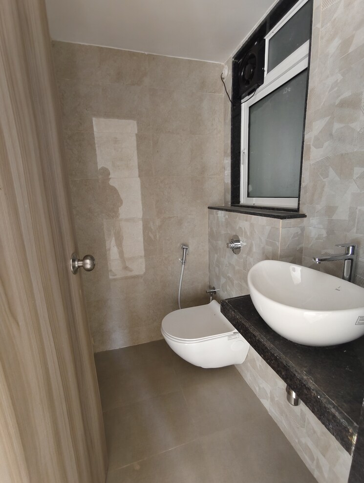 Bathroom, ashar-axis 1 Bedroom 462 Sq.Ft. Apartment In Majiwada Thane 8022152