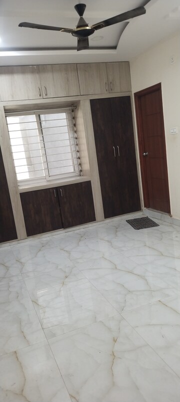 Room in 2 BHK Apartment at Pavani Laxmi Nivas, Madhapur – for Rent