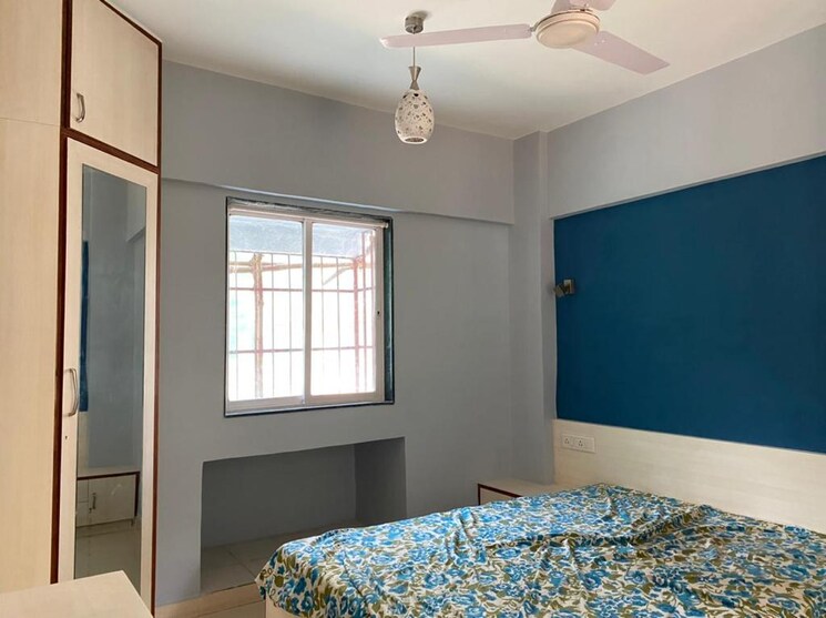 Bedroom, hardik-villa 2 Bedroom 535 Sq.Ft. Apartment In Bandra West Mumbai 8022231