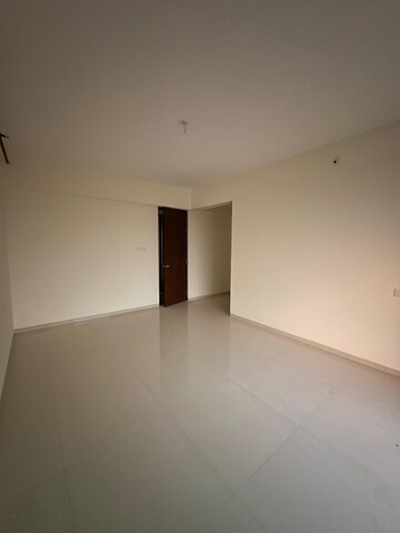 Room in 1 BHK Apartment at JVM Veda, Kasarvadavali – for Sale