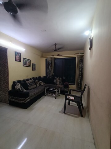 Living Room in 2 BHK Apartment at Dombivli West – for Rent