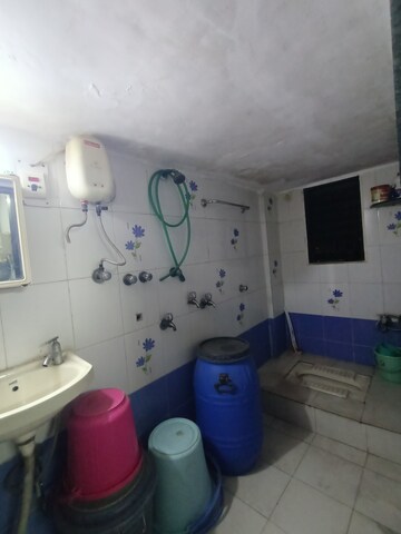 Master Bedroom in 2 BHK Apartment at Dombivli West – for Rent