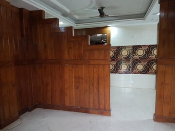 Master Bedroom in 3 BHK Builder Floor at Empire Floors, Sector 57 – for Sale