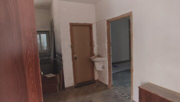 Room in 2 BHK Apartment at Stand Alone Apartment, Madhapur – for Rent