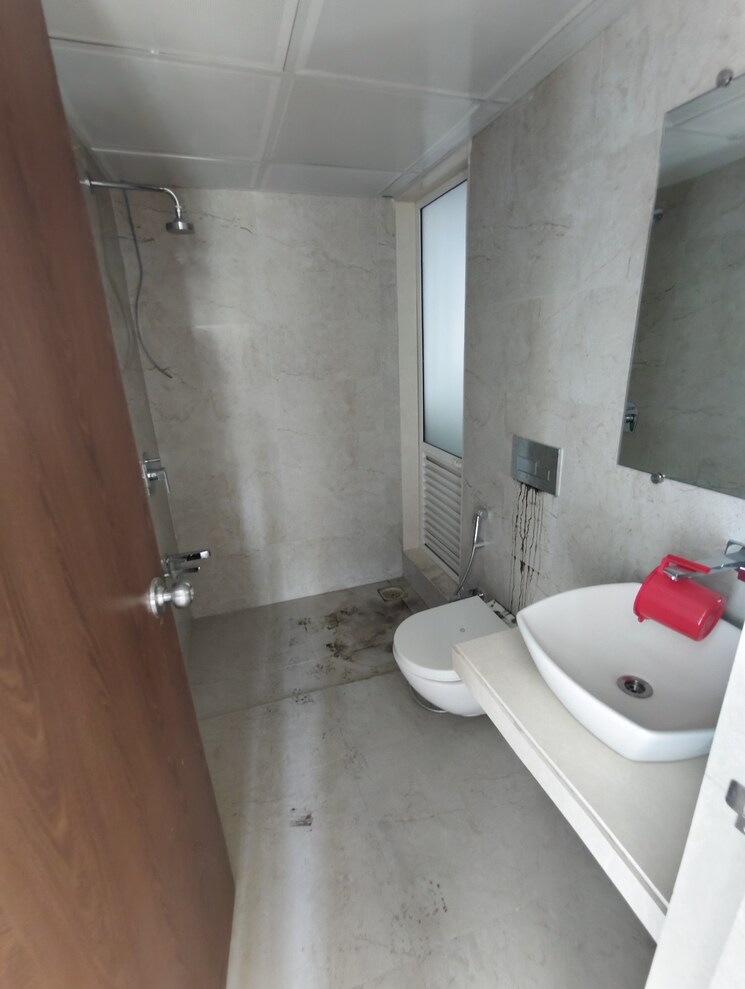 Bathroom, dosti-west-county 1.5 Bedroom 556 Sq.Ft. Apartment In Balkum Pada Thane 8022253