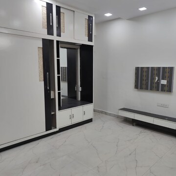 Room in 2 BHK Builder Floor at Tagore Garden – for Rent