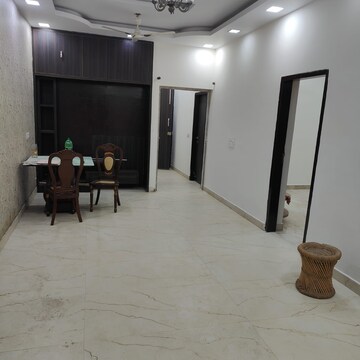 Room in 2 BHK Builder Floor at Tagore Garden – for Rent