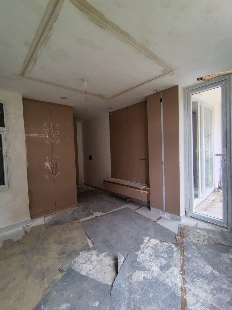 Room, karamyogi-apartments 3 Bedroom 1600 Sq.Ft. Builder Floor In Sector 107 Gurgaon 8022341