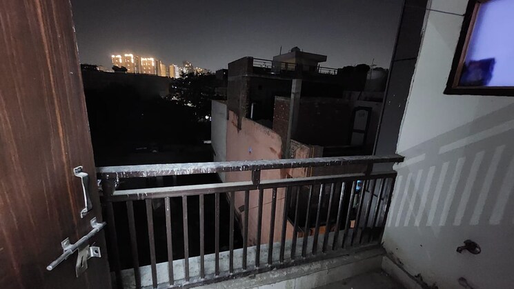 Exterior View, sector 73 2 Bedroom 1150 Sq.Ft. Builder Floor In Sector 73 Noida 8022394