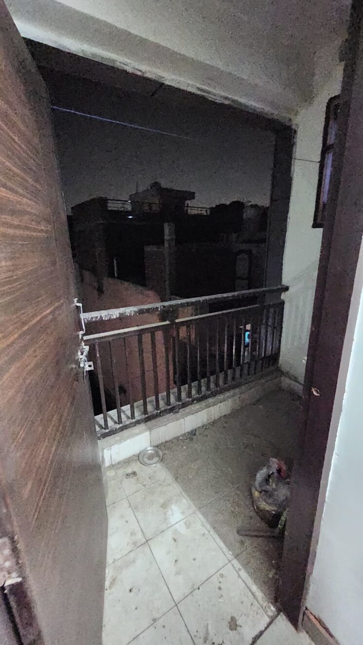 Balcony, sector 73 2 Bedroom 1150 Sq.Ft. Builder Floor In Sector 73 Noida 8022394