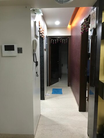 Master Bedroom in 2 BHK Apartment at Vakola – for Rent