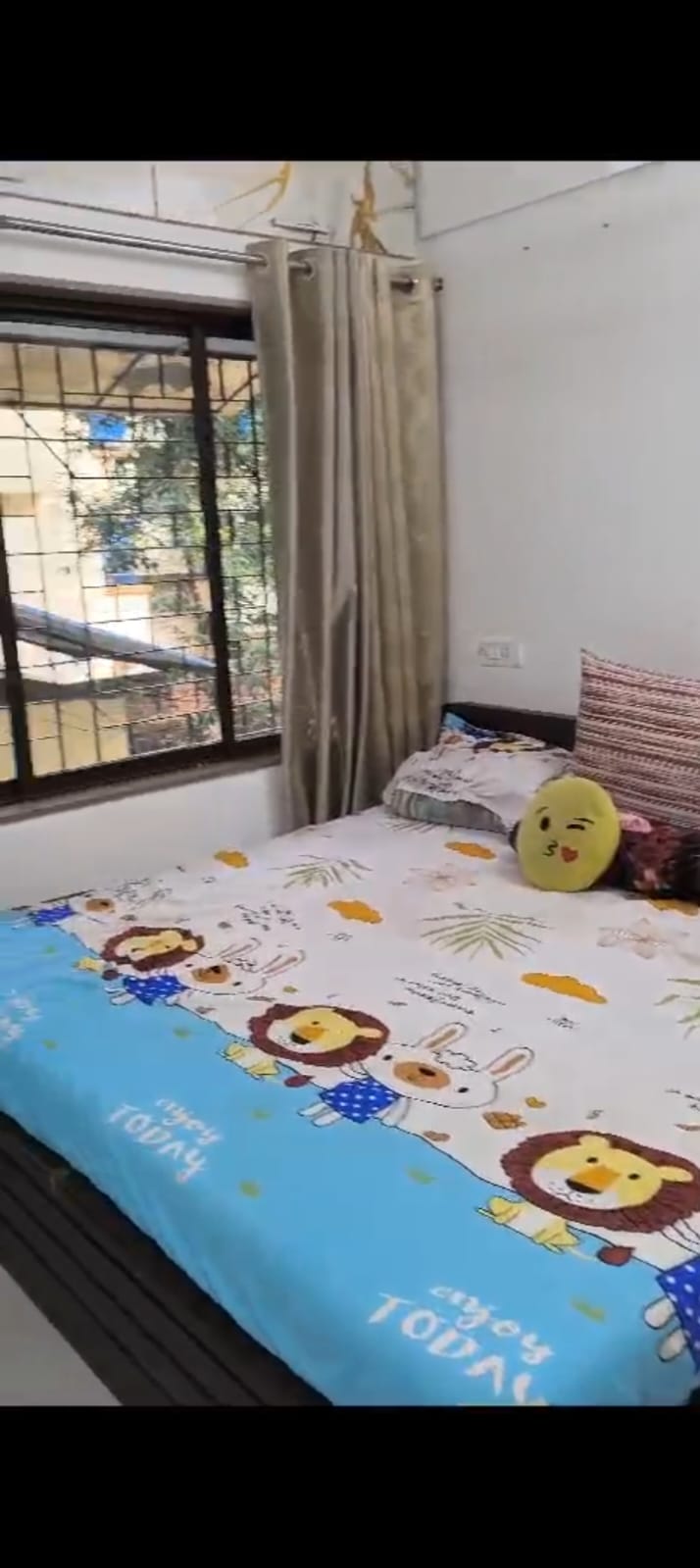 1 BHK + Pooja Room,Study Room Apartment For Sale in Shalmali Cooperative Housing Society